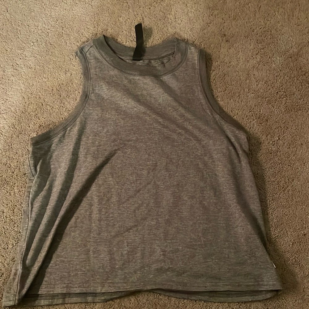 Vuori Energy Top Women’s Performance Tank | size small |